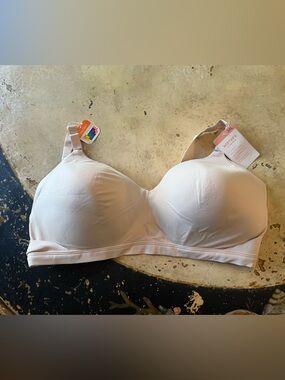 Warner's Light Nude Seamless Molded T-Shirt Bra